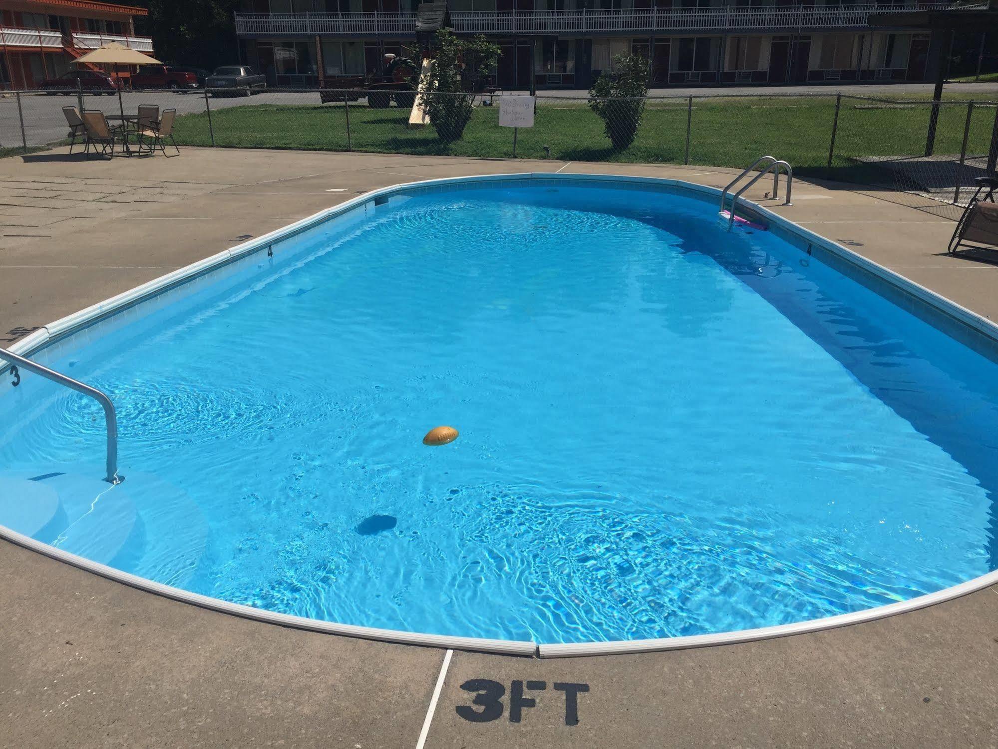 Daniel Boone Motor Inn 파이크빌 외부 사진