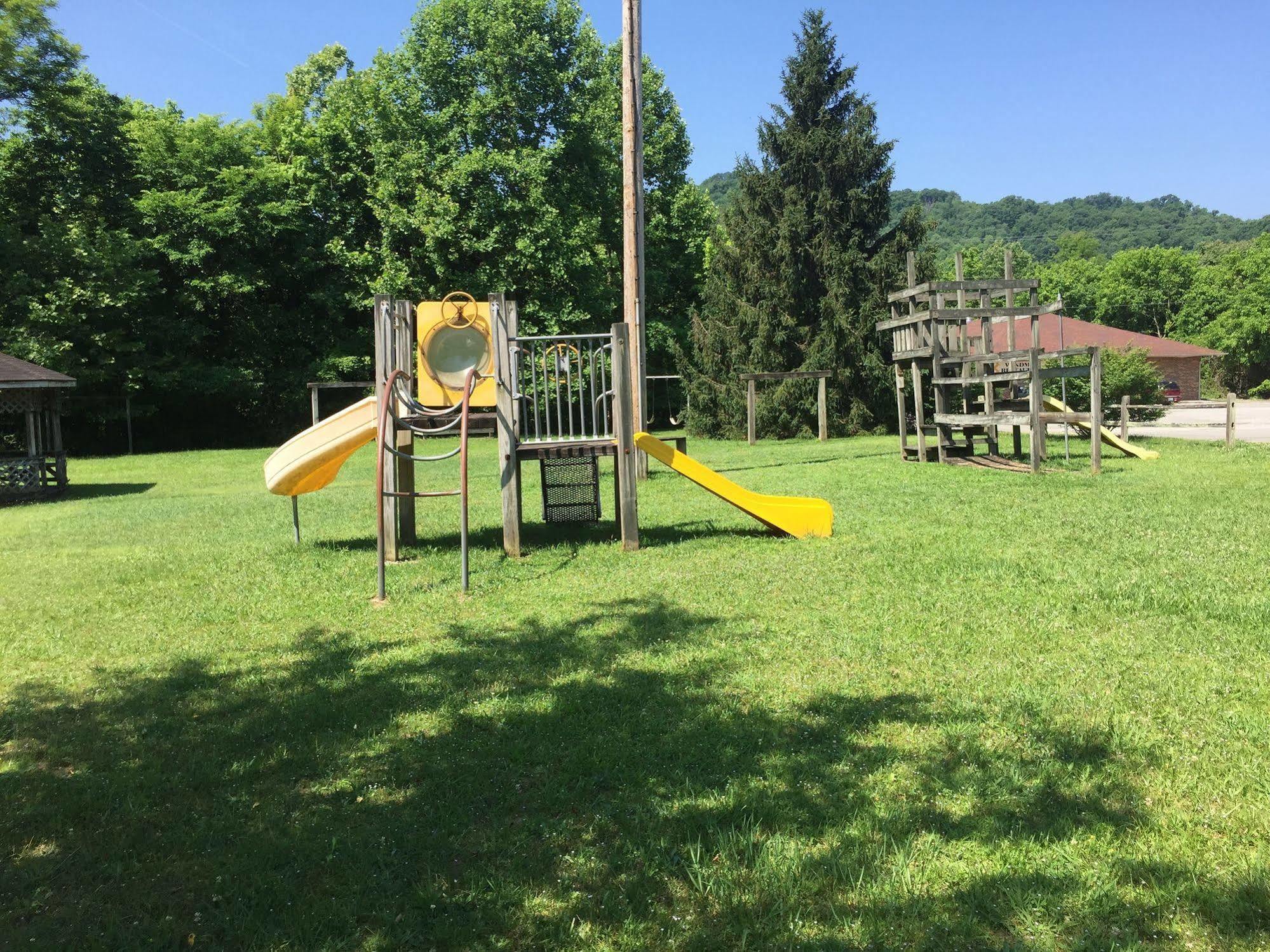 Daniel Boone Motor Inn 파이크빌 외부 사진